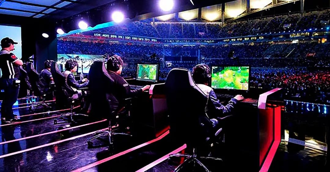 这背后不仅 这背后不仅