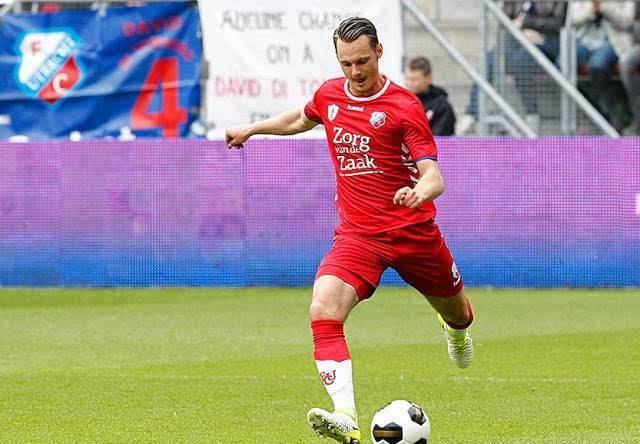 评论里甚至 评论里甚至