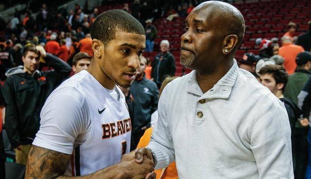 在赛场上全 在赛场上全