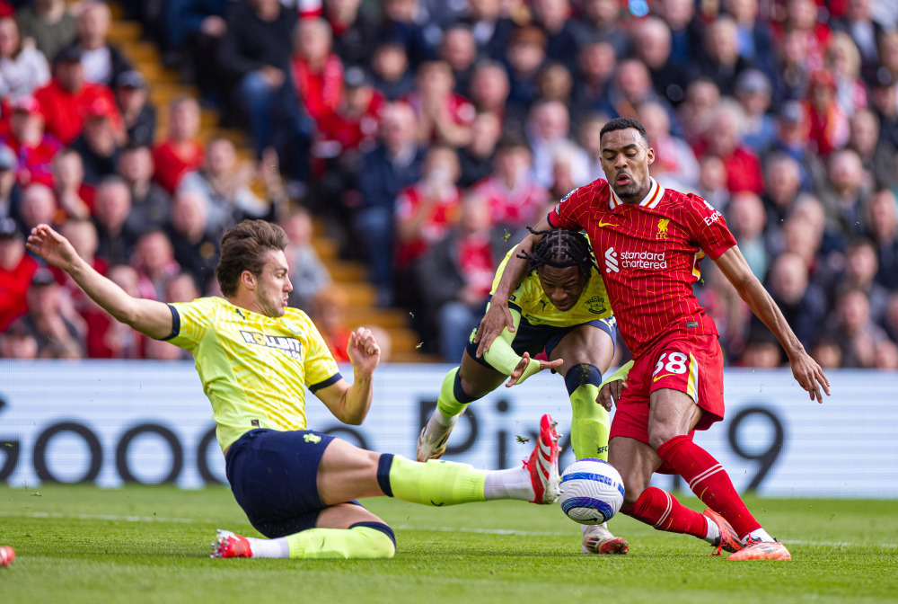 他已看到西 他已看到西