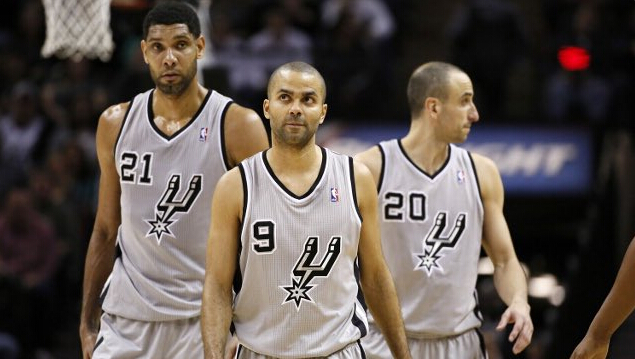 枢纽型中场 枢纽型中场